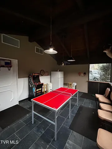 $179,900 | 1081 Cove Road, Unit 1033, Sevierville, TN 37876