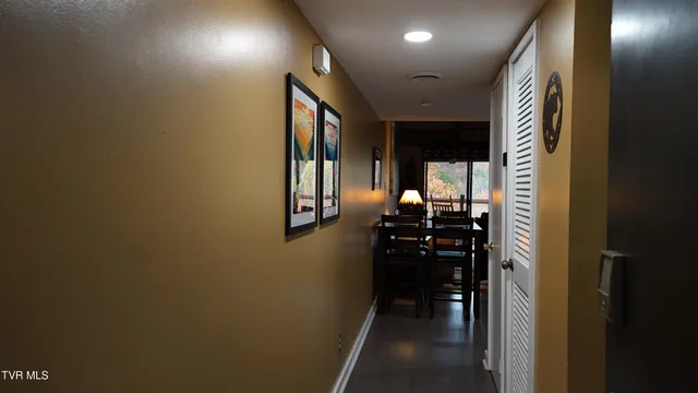 $179,900 | 1081 Cove Road, Unit 1033, Sevierville, TN 37876