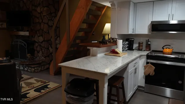 $179,900 | 1081 Cove Road, Unit 1033, Sevierville, TN 37876