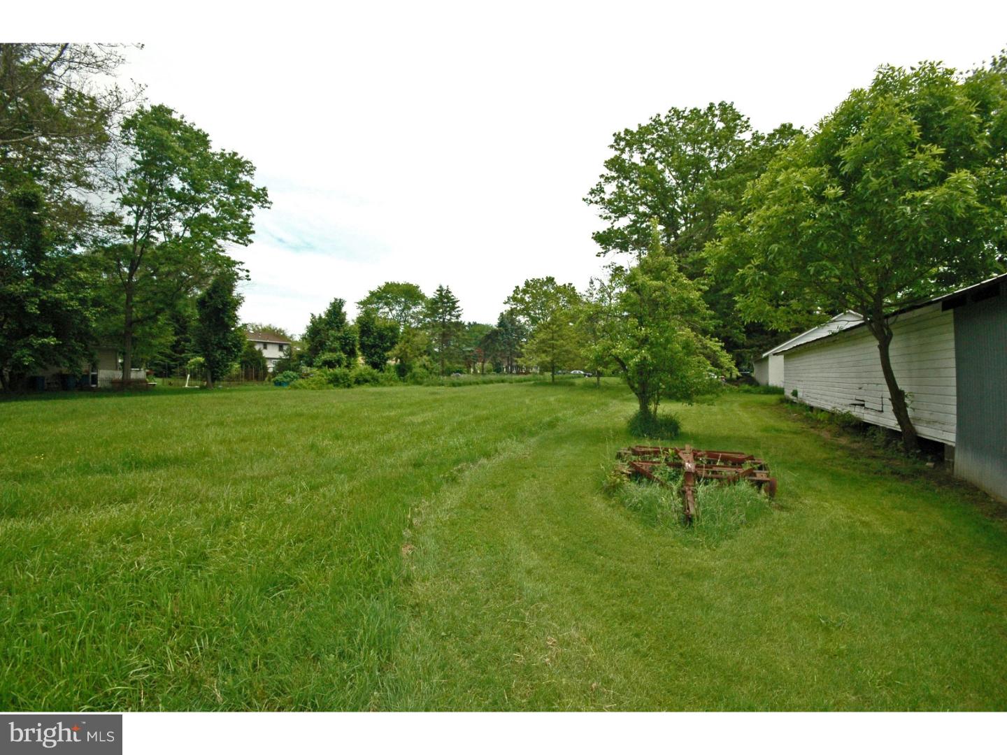 4211 Bridgeboro Road Moorestown, NJ 08057 - Photo 6 of 25 a view of outdoor space and yard