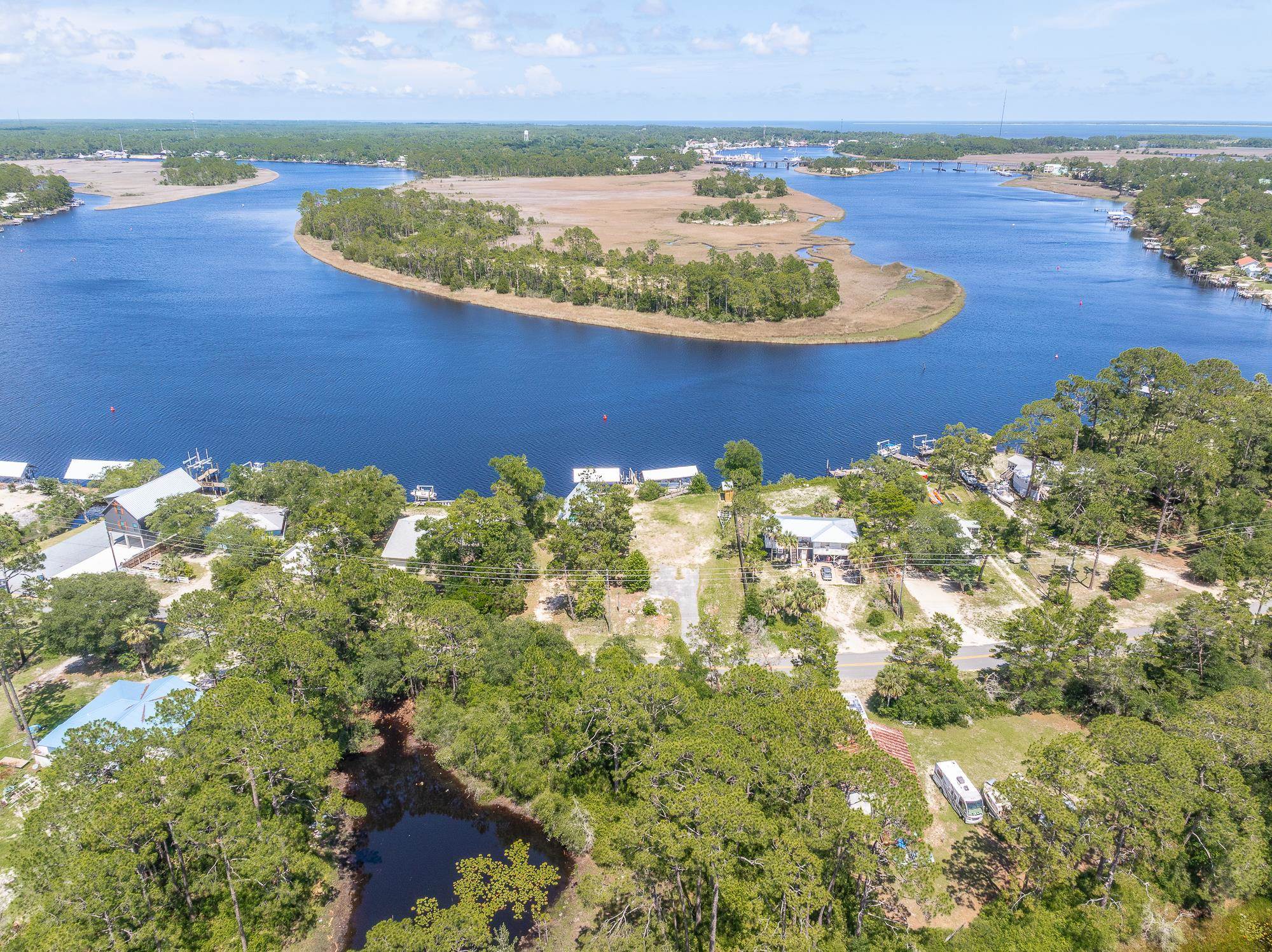 308 River Road Carrabelle, FL 32322 - Photo 10 of 12 Gallery Image 10