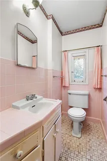 $325,000 | 416 East 81st Street, Kansas City, MO 64131