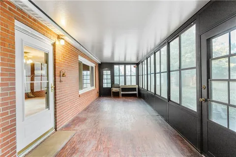 $325,000 | 416 East 81st Street, Kansas City, MO 64131