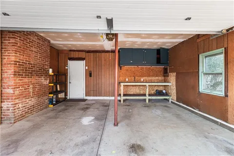 $325,000 | 416 East 81st Street, Kansas City, MO 64131