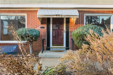 $325,000 | 416 East 81st Street, Kansas City, MO 64131