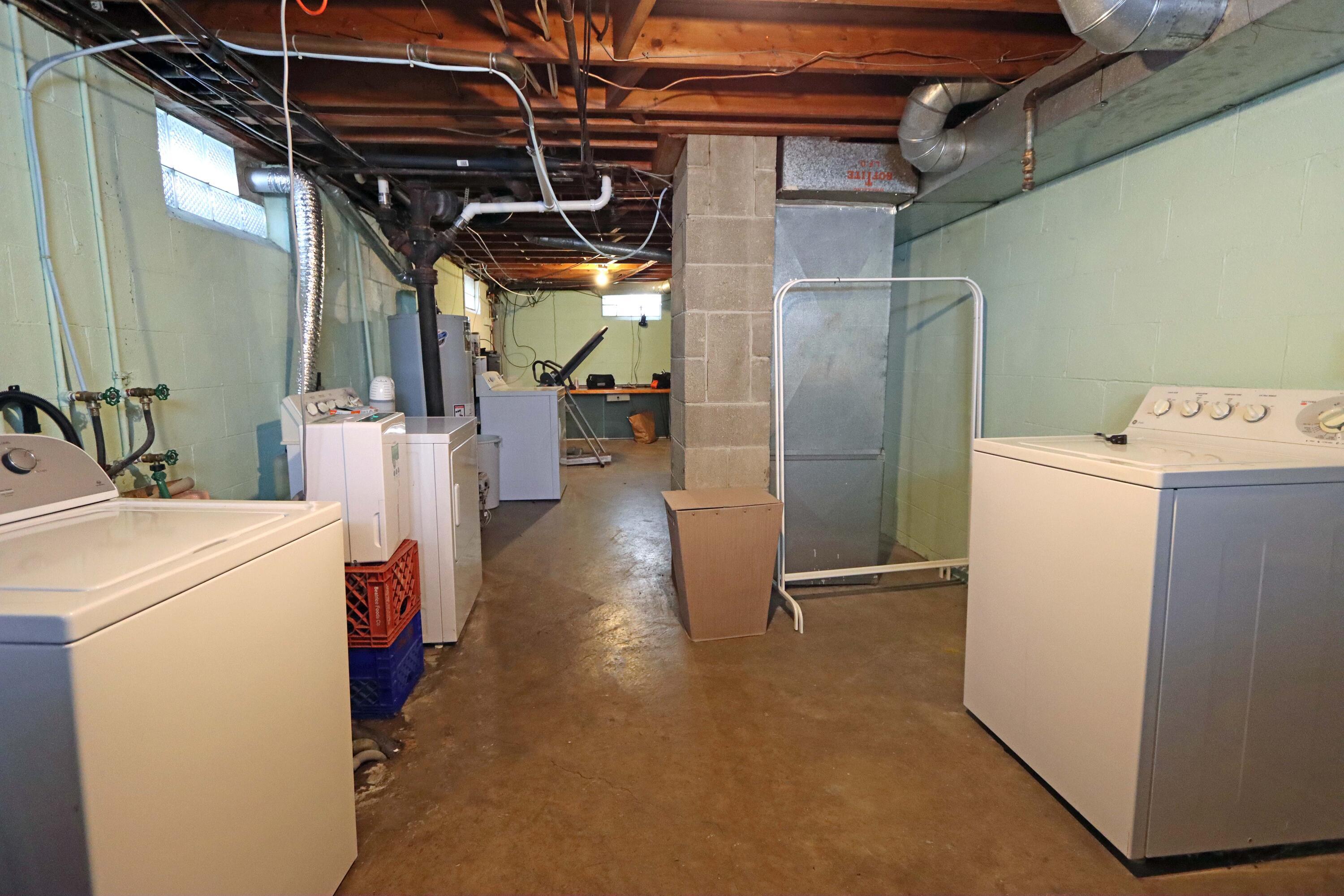 2865 Ashby Road Columbus, OH 43209 - Photo 36 of 44 Utility Room