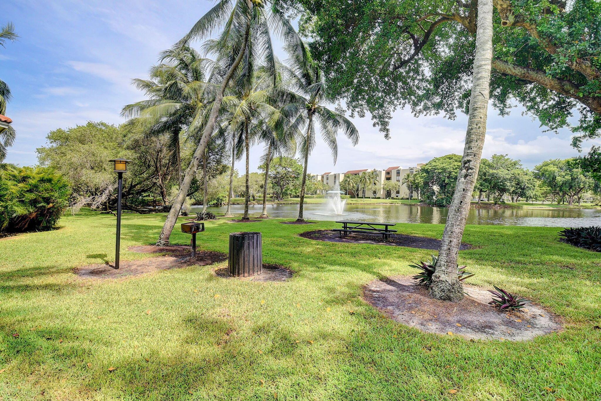 820 Lavers Circle, Unit G402 Delray Beach, FL 33444 - Photo 21 of 28 820 LAVERS CIRCEL #G402