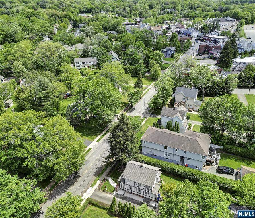 77 Myrtle Avenue Allendale, NJ 07401 - Photo 27 of 31