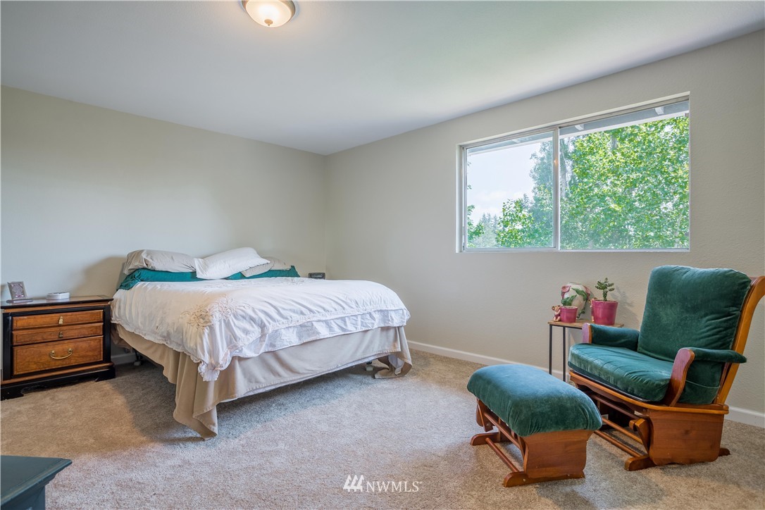 16617 3rd Drive Southeast Bothell, WA 98012 - Photo 11 of 23 Gallery Image 11