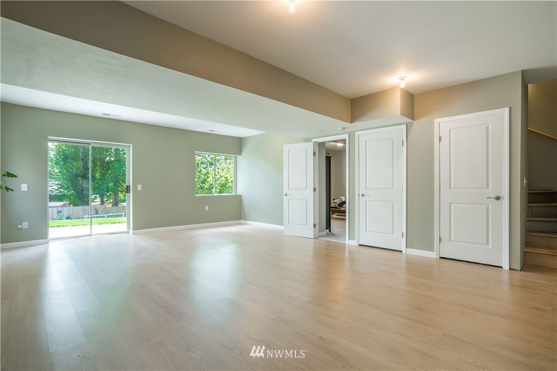 16617 3rd Drive Southeast Bothell, WA 98012 - Photo 15 of 23 Gallery Image 15