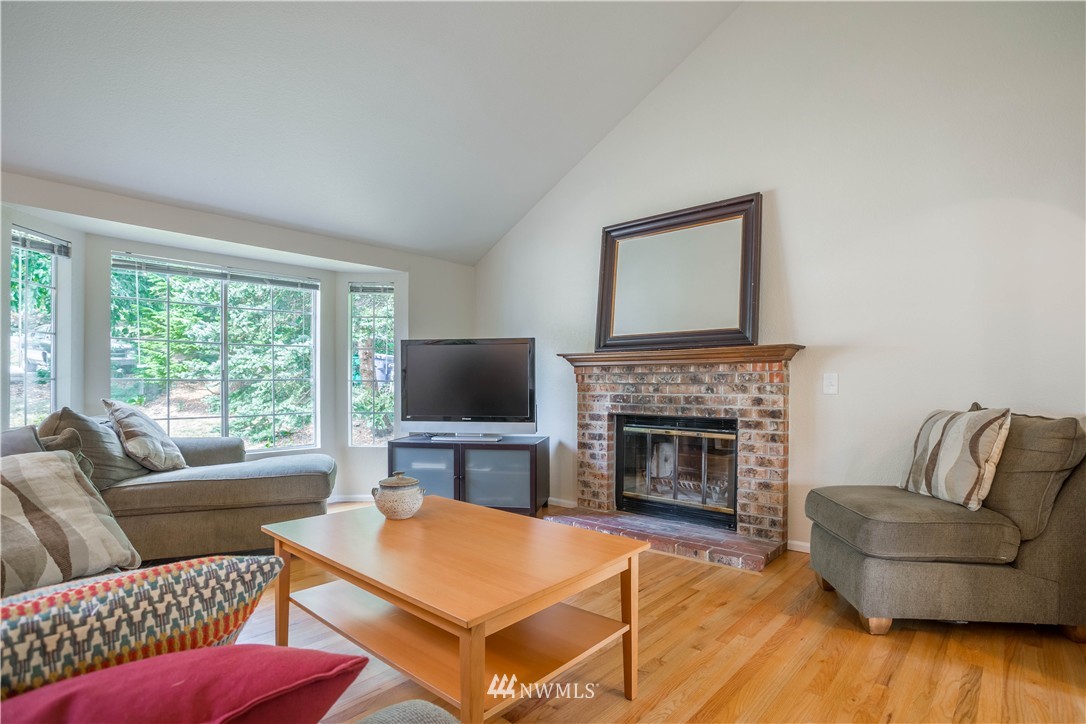 16617 3rd Drive Southeast Bothell, WA 98012 - Photo 7 of 23 Gallery Image 7
