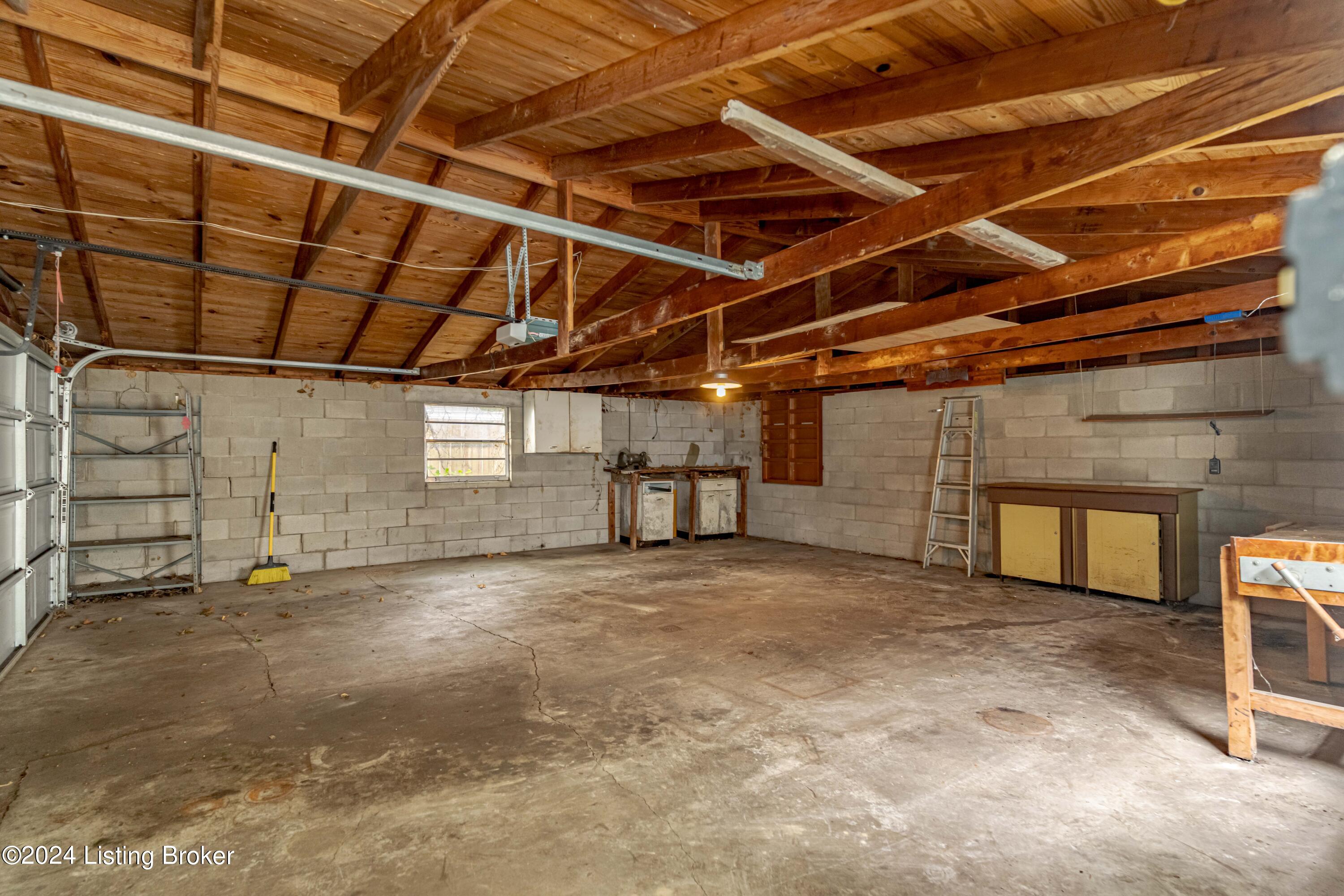 4820 Raven Road Lynnview, KY 40213 - Photo 48 of 58 DSC05868