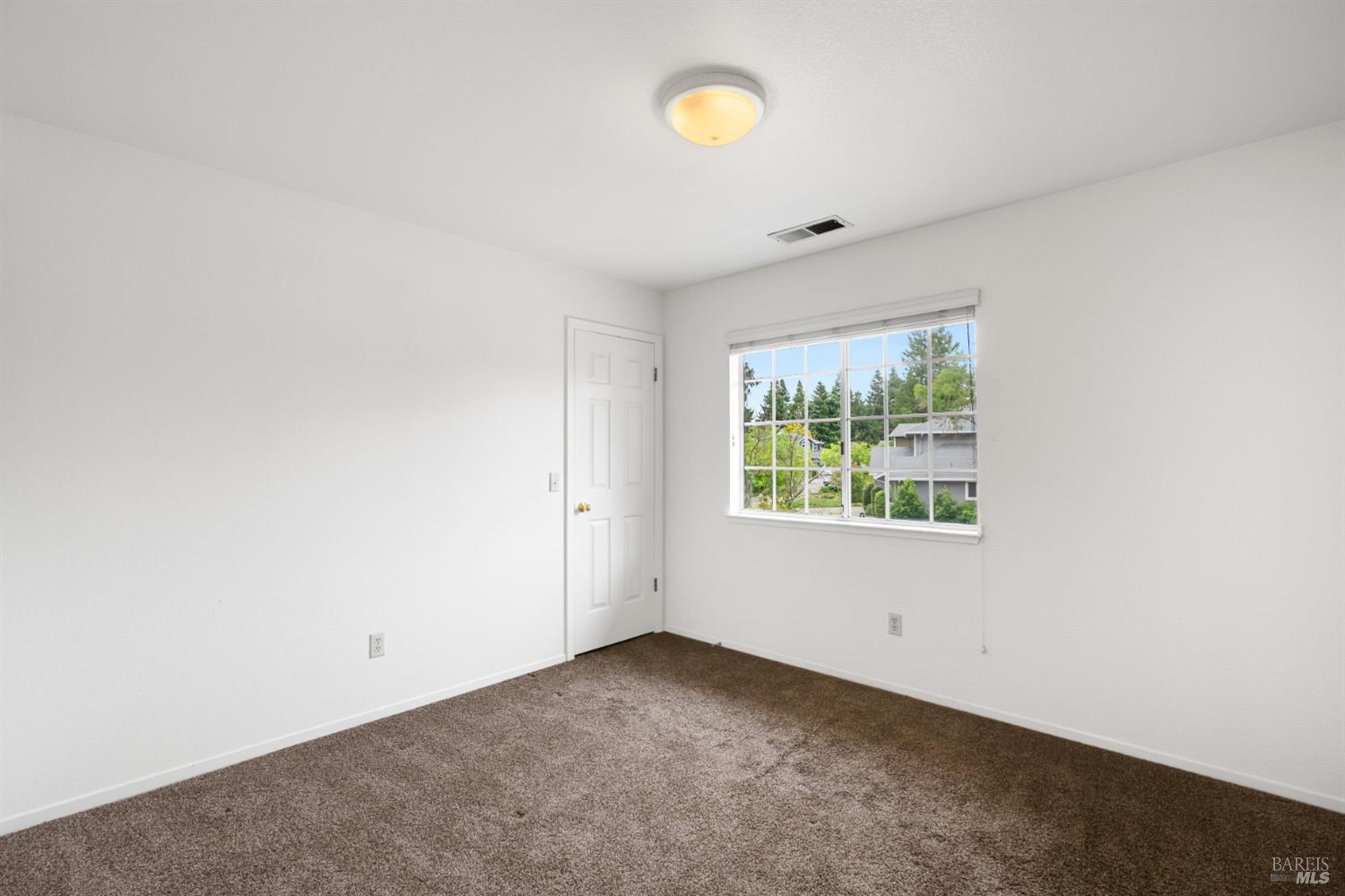 2319 Jennings Avenue Santa Rosa, CA 95401 - Photo 25 of 34