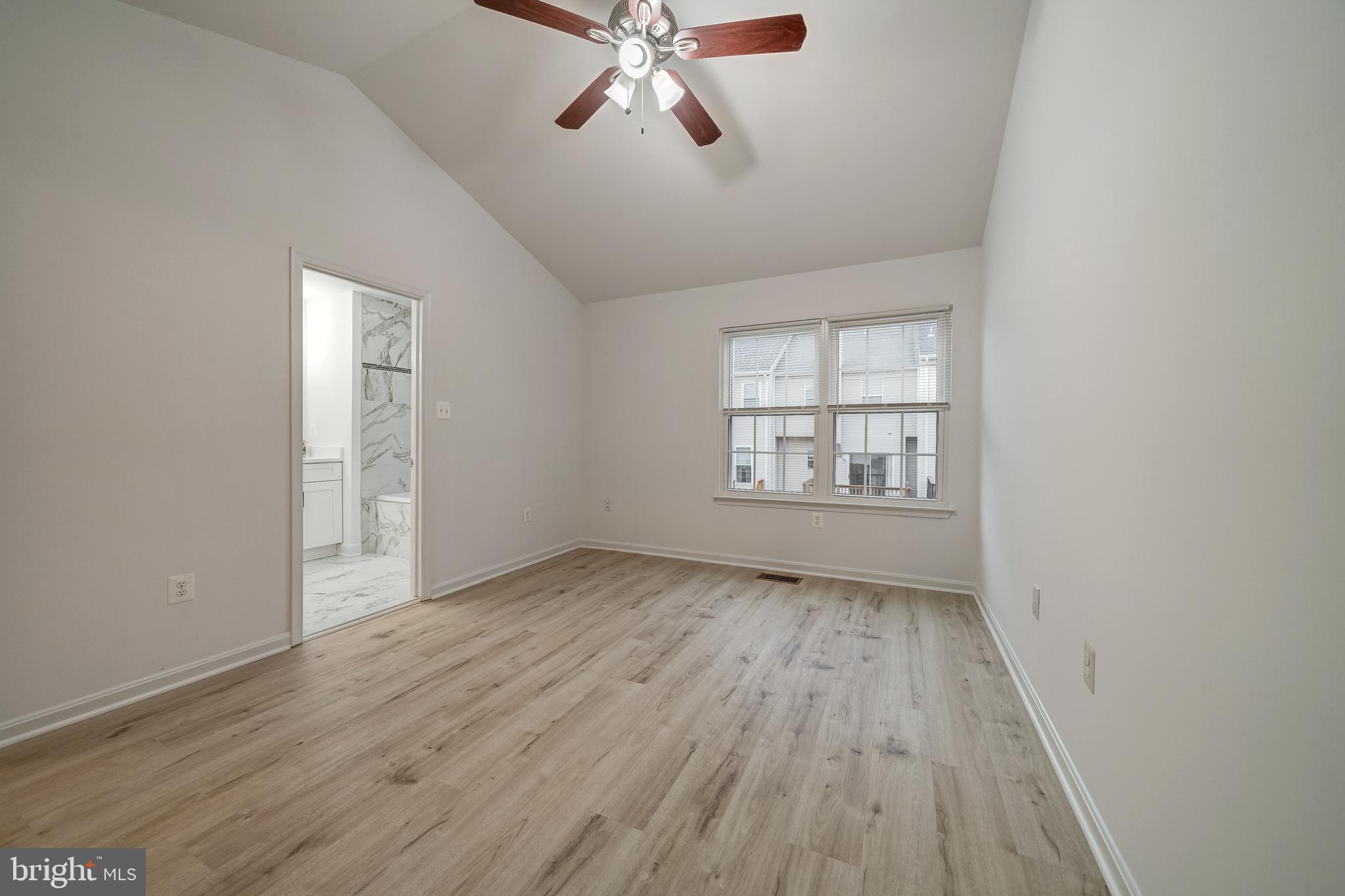 14206 Asher View Centreville, VA 20121 - Photo 14 of 31