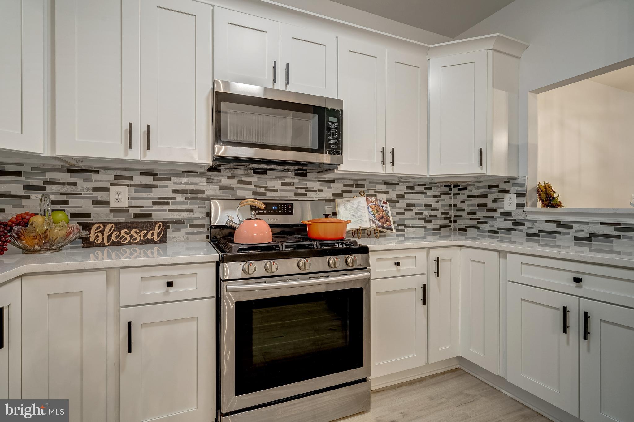 14206 Asher View Centreville, VA 20121 - Photo 9 of 31