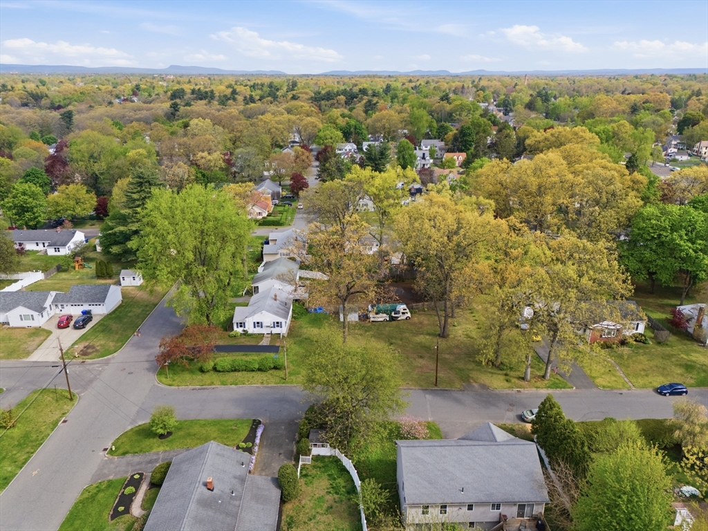 129 Cooper Street Springfield, MA 01108 - Photo 36 of 37