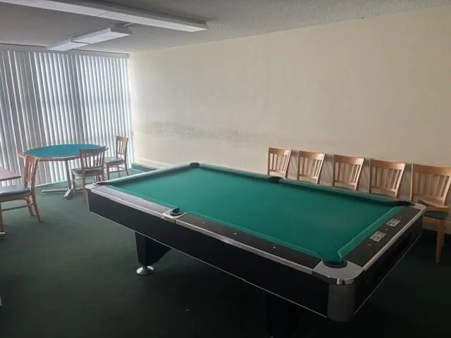 $2,600 | 800 Parkview Drive, Unit 714, Hallandale Beach, FL 33009