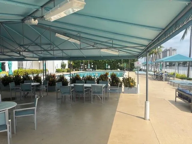 $2,600 | 800 Parkview Drive, Unit 714, Hallandale Beach, FL 33009