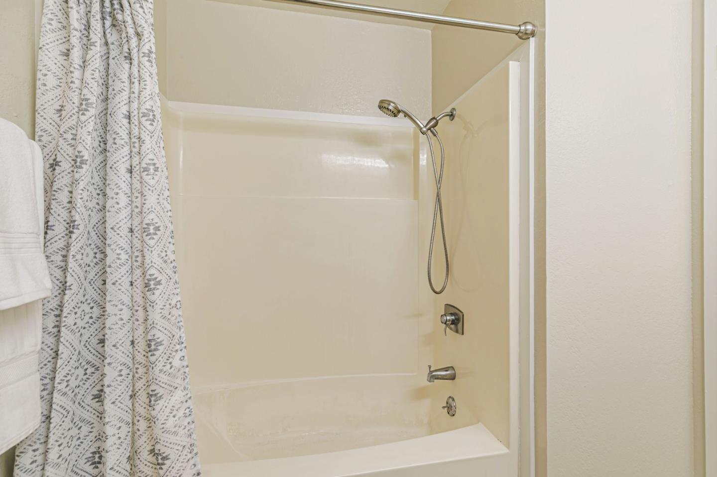6200 Gerdts Drive San Jose, CA 95135 - Photo 28 of 39 a bathroom with a shower