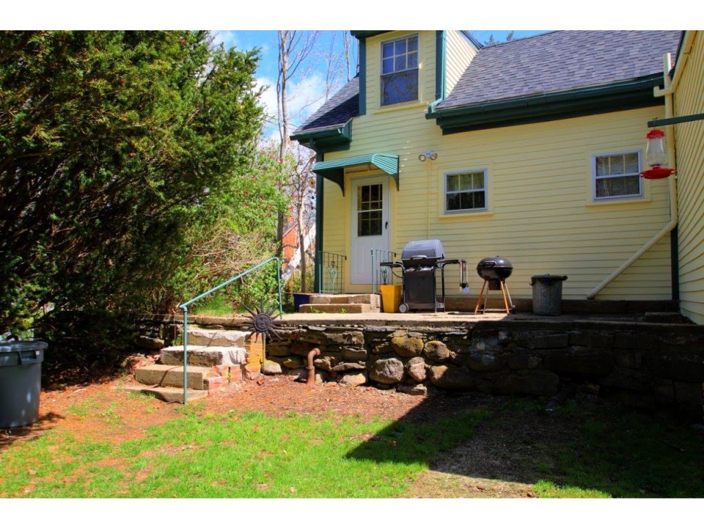 281 East Road Hampstead, NH 03841 - Photo 21 of 25