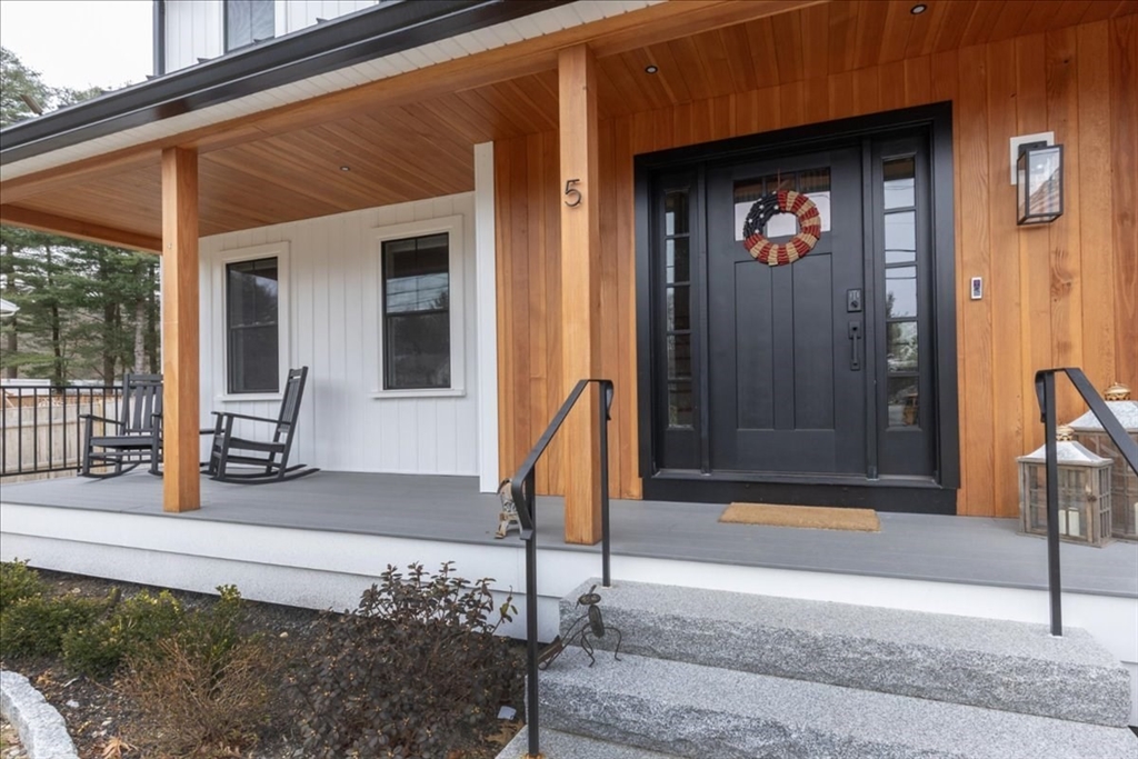 5 Brookside Lane Burlington, MA 01803 - Photo 3 of 42 a front view of a house