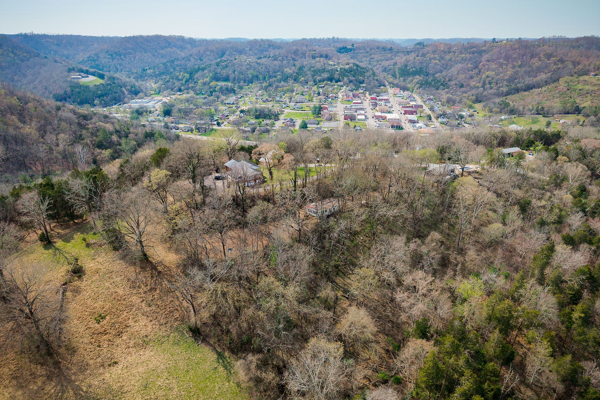 303 East Hill Road Gainesboro, TN 38562 - Photo 10 of 18 a view of a city with mountain view