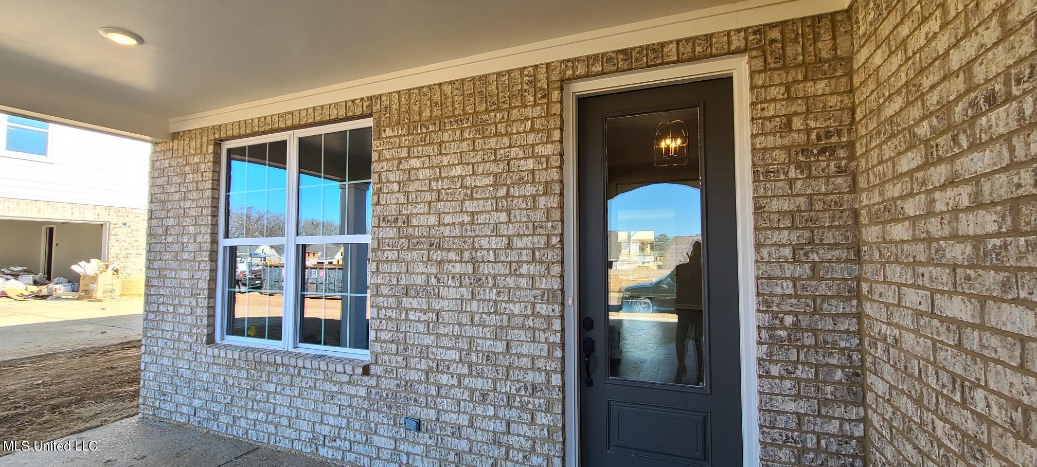 448 Ruskin Loop Hernando, MS 38632 - Photo 11 of 32 Front Porch