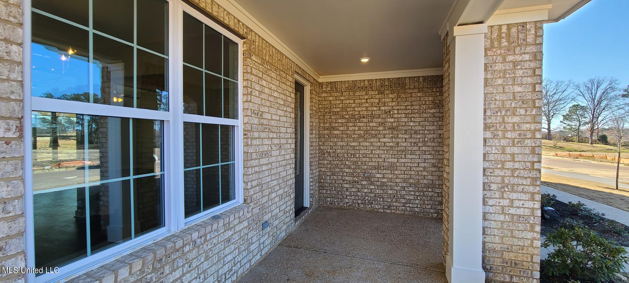 448 Ruskin Loop Hernando, MS 38632 - Photo 12 of 32 Front Porch