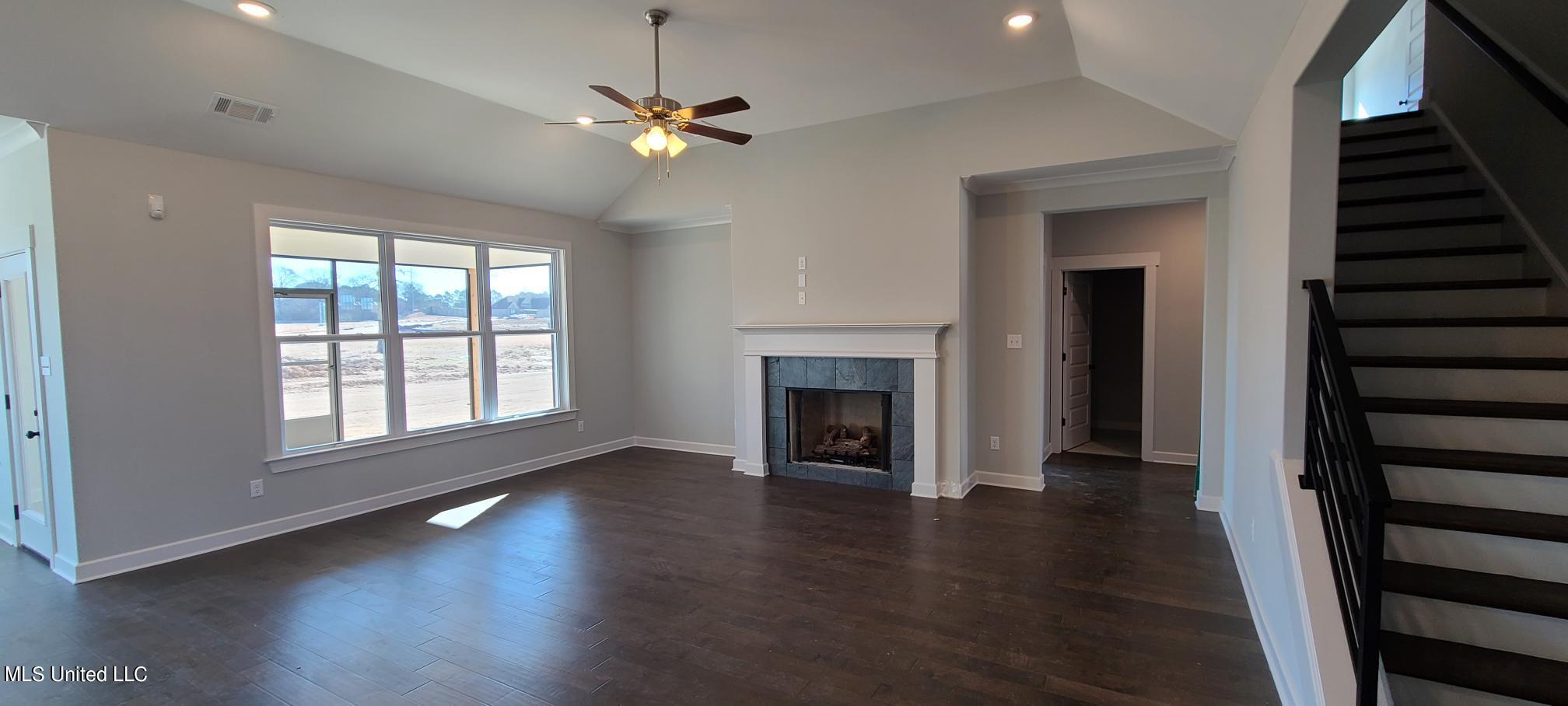 448 Ruskin Loop Hernando, MS 38632 - Photo 3 of 32 Great Rm