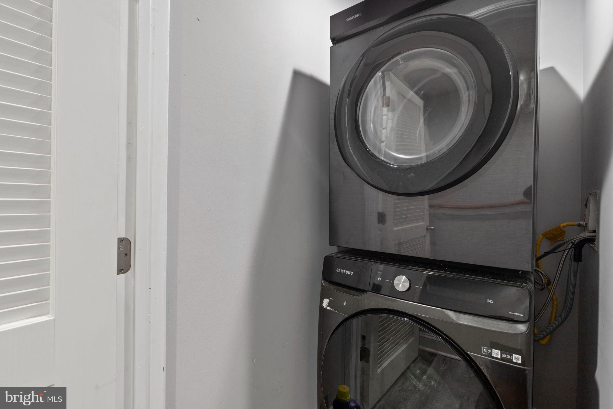 406 South Smallwood Street Baltimore, MD 21223 - Photo 18 of 18 a close up view of a washer and dryer