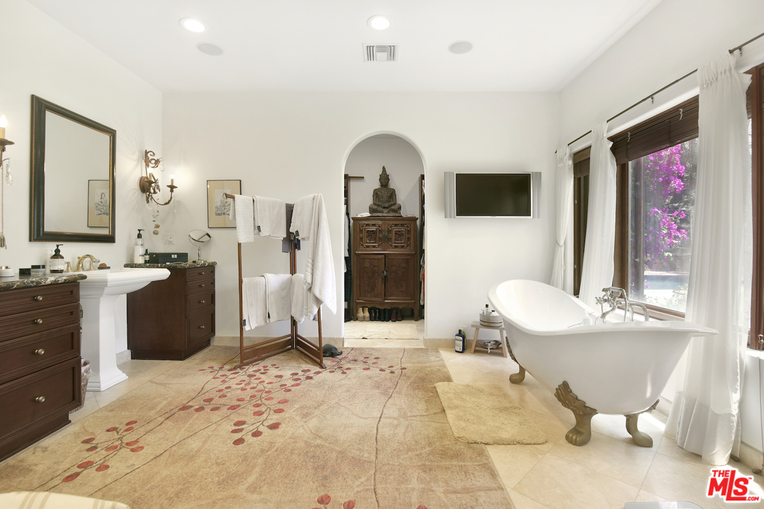 6138 Ramirez Canyon Road Malibu, CA 90265 - Photo 24 of 42