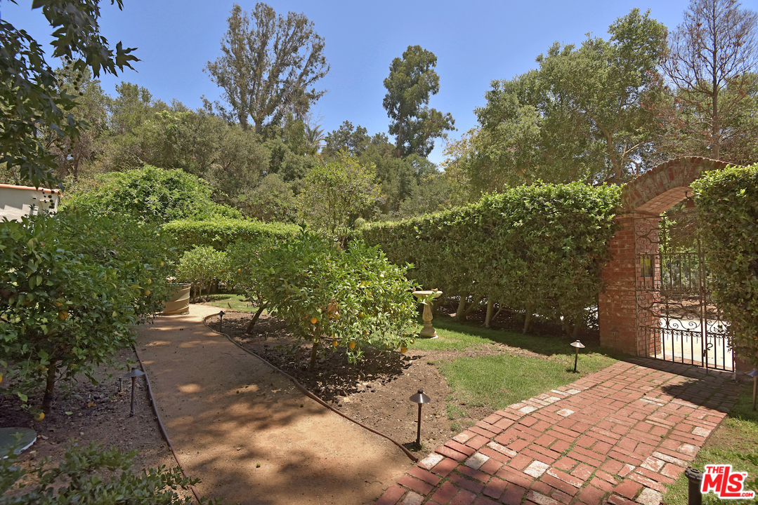 6138 Ramirez Canyon Road Malibu, CA 90265 - Photo 41 of 42