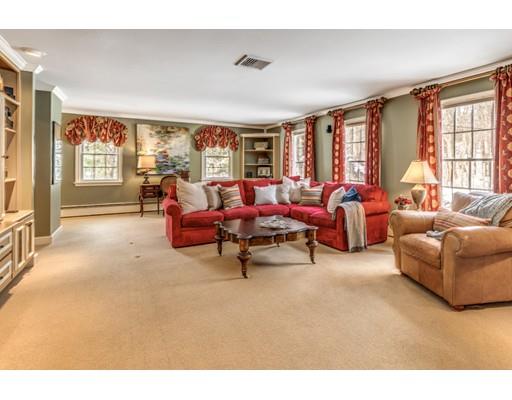 57 Lawson Road Winchester, MA 01890 - Photo 14 of 30