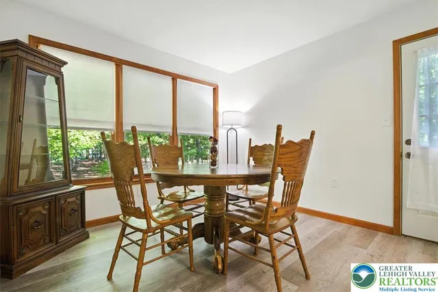 $475,000 | 190 Sandlewood Drive, East Stroudsburg, PA 18301