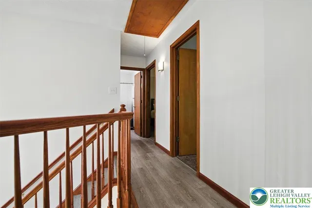 $475,000 | 190 Sandlewood Drive, East Stroudsburg, PA 18301