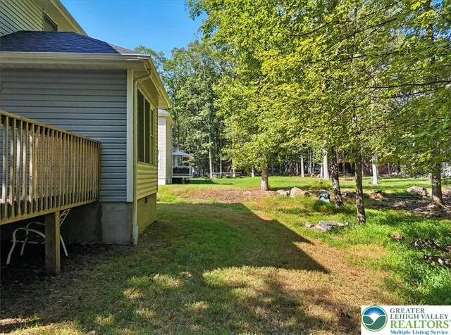 $475,000 | 190 Sandlewood Drive, East Stroudsburg, PA 18301