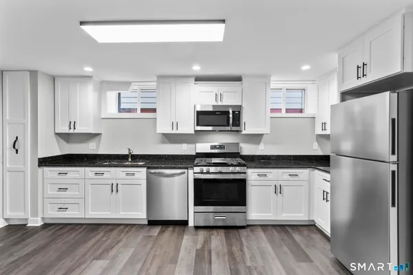 $1,850 | 548 Ferry Street, New Haven, CT 06513