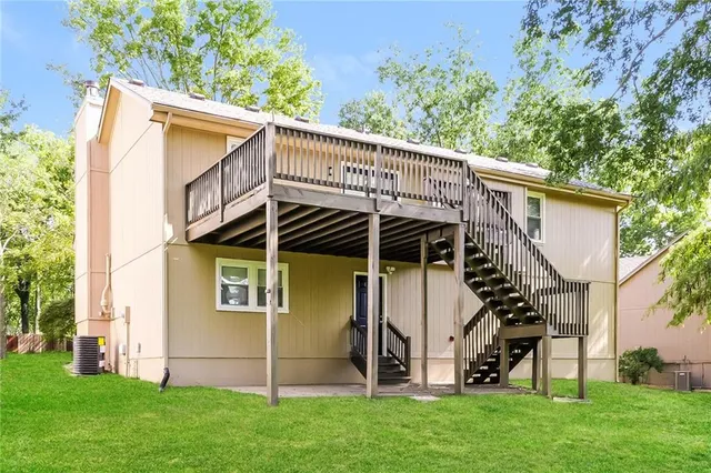 $2,560 | 1321 Northeast Quail Walk Drive, Blue Springs, MO 64014