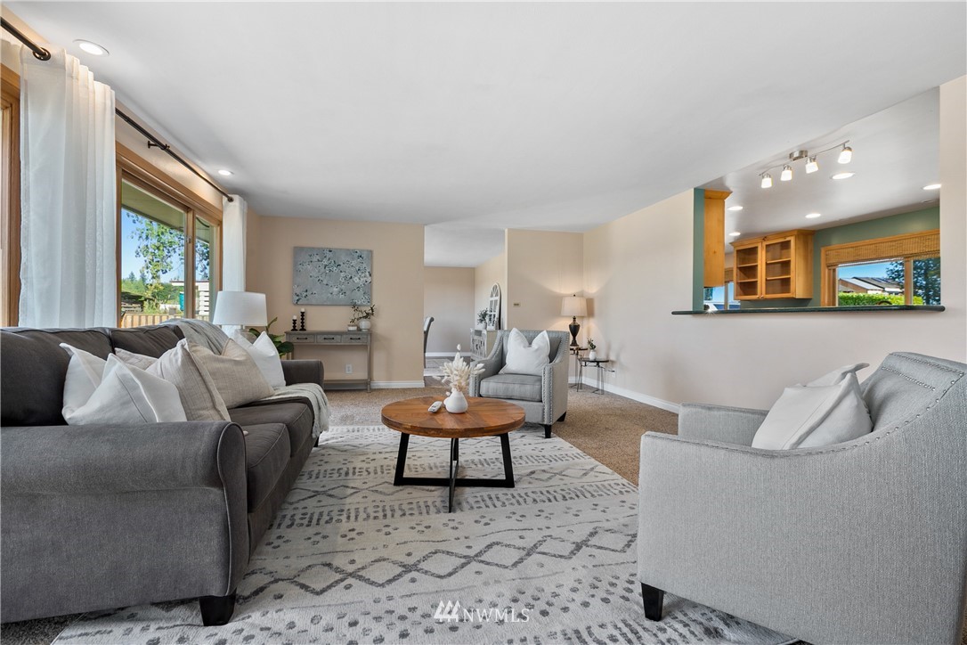 3317 Swan Road Mount Vernon, WA 98273 - Photo 4 of 40 Gallery Image 4