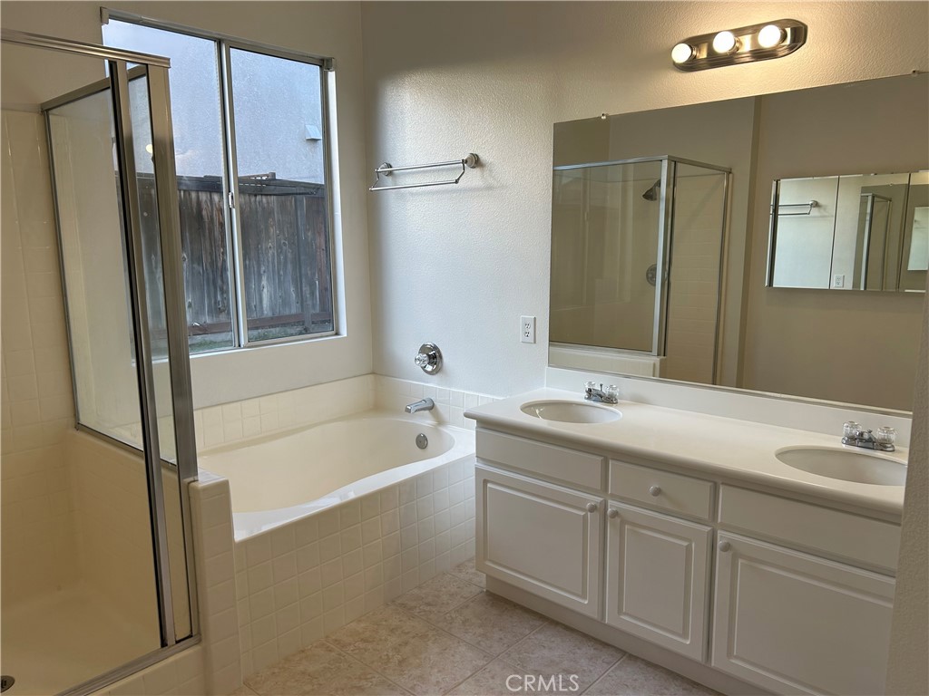 20829 Kingston Lane Riverside, CA 92508 - Photo 3 of 11