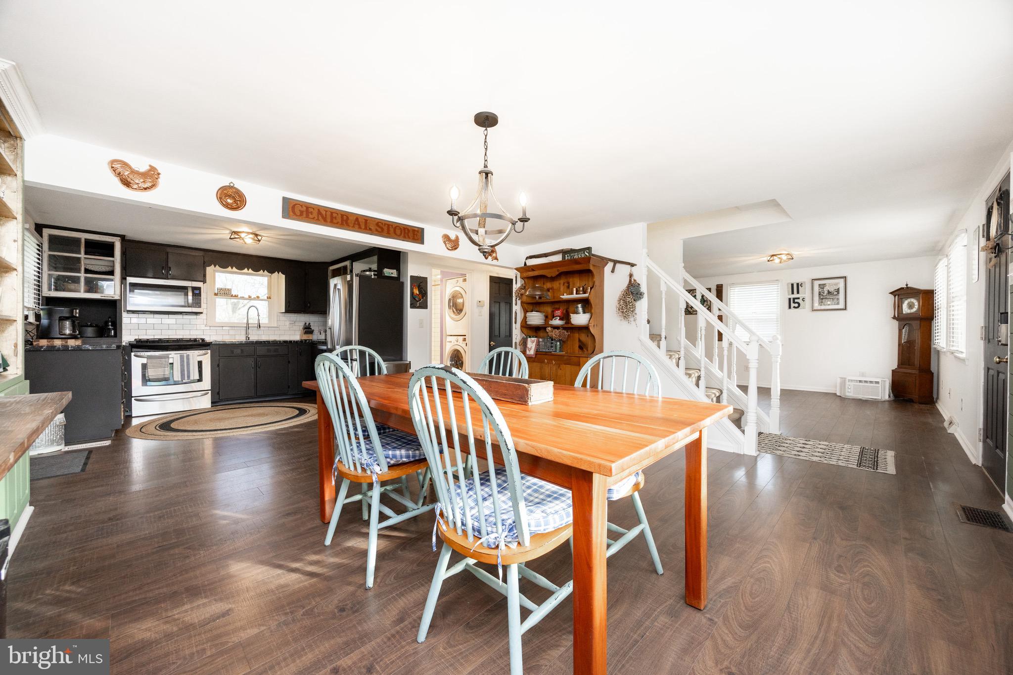 2534 Rhoads Road Gilbertsville, PA 19525 - Photo 4 of 32