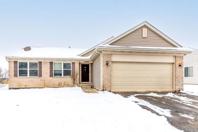 $284,750 | 13362 Piccaddilly Court, Beach Park, IL 60083