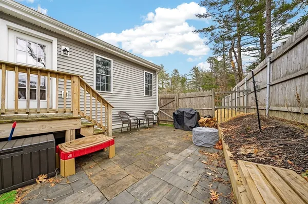 $499,000 | 7 Spring Avenue, Unit 7, Wareham, MA 02571