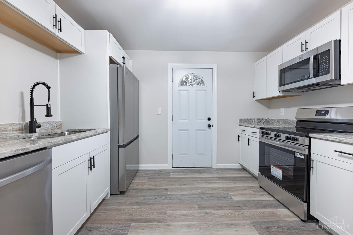 505 South Highview Road Middletown, OH 45044 - Photo 8 of 21 Gallery Image 8
