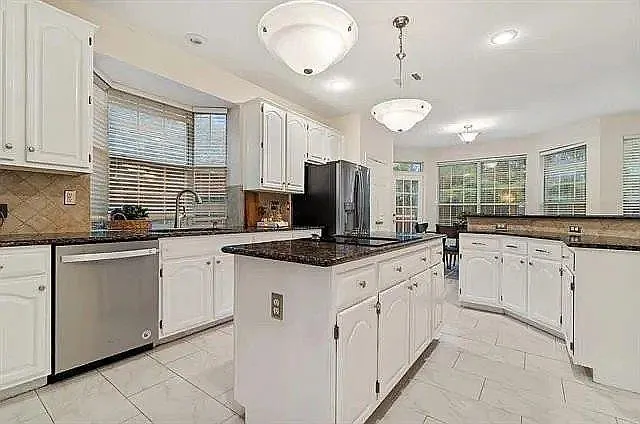 $610,000 | 2608 Beechcraft Street, Plano, TX 75025