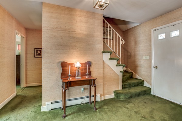 324 Country Way Needham, MA 02492 - Photo 5 of 30 Gallery Image 5