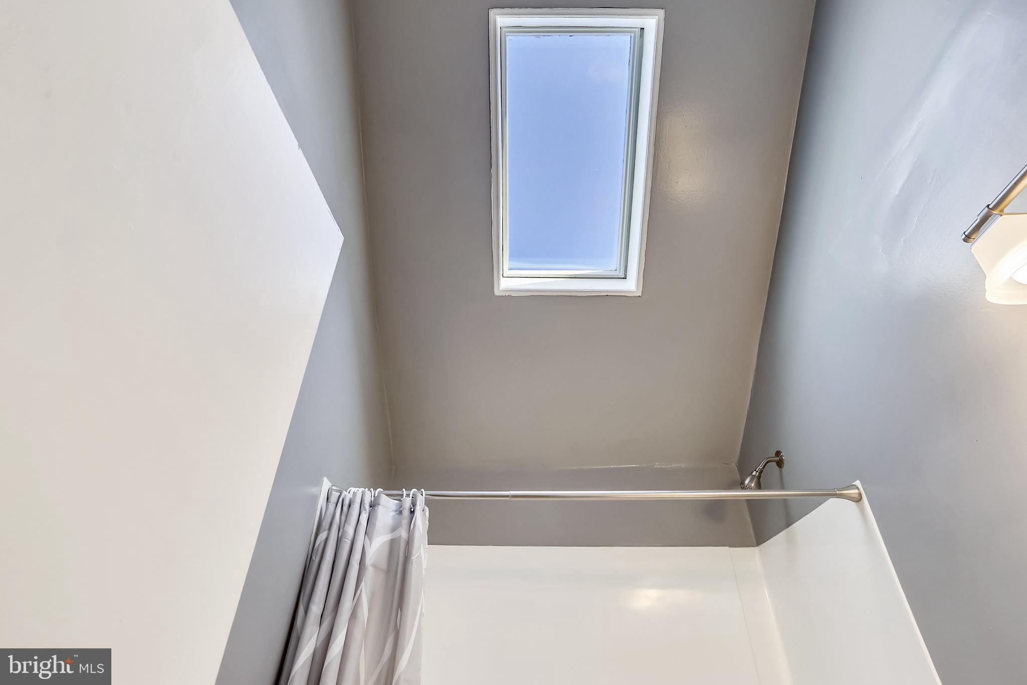 12616 Epping Road Silver Spring, MD 20906 - Photo 40 of 89 Main full Bathroom