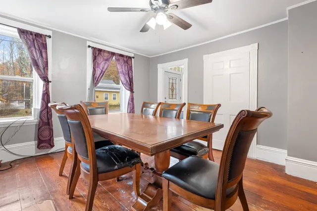 $329,990 | 237 2nd New Hampshire Turnpike, Hillsborough, NH 03244