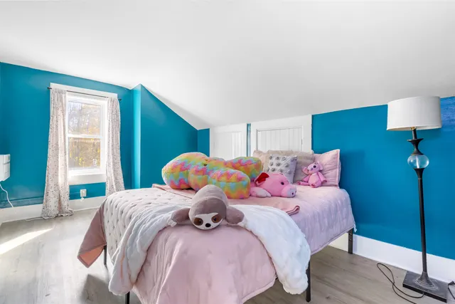 $329,990 | 237 2nd New Hampshire Turnpike, Hillsborough, NH 03244