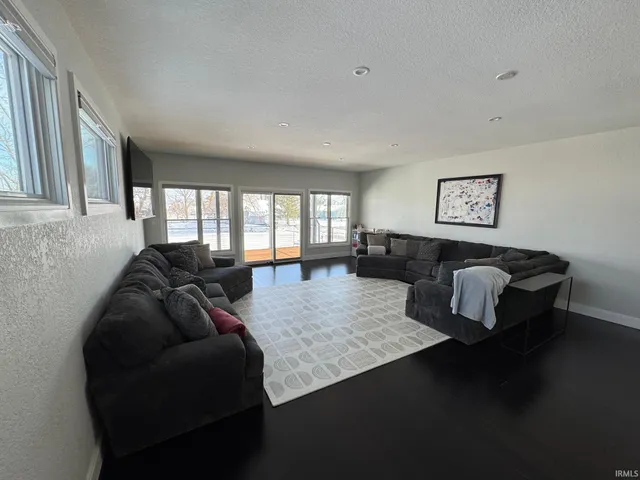 $825,000 | 2131 Boulevard Street, Rochester, IN 46975